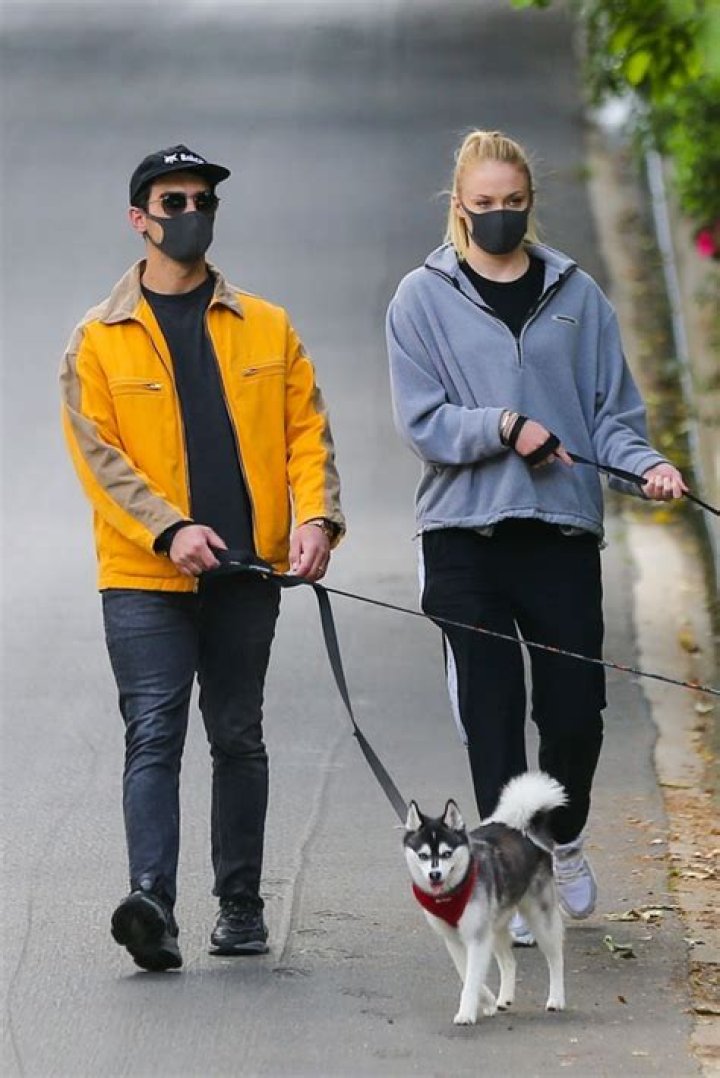 Sophie Turner Wears Full Protective Gear Outside With Joe Jonas Amid Ongoing Pregnancy Reports